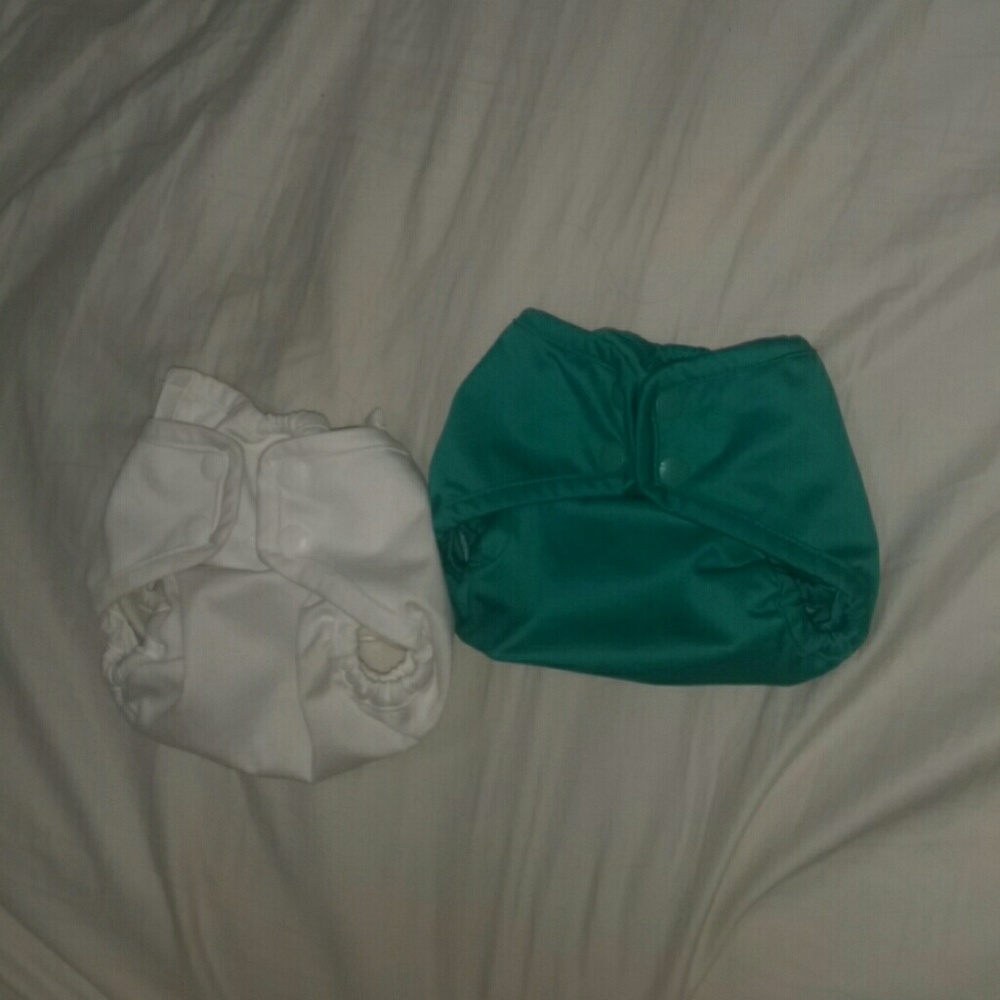 2 Rumparooz nb diaper cover